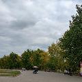 Прогулка в парке скачать фото